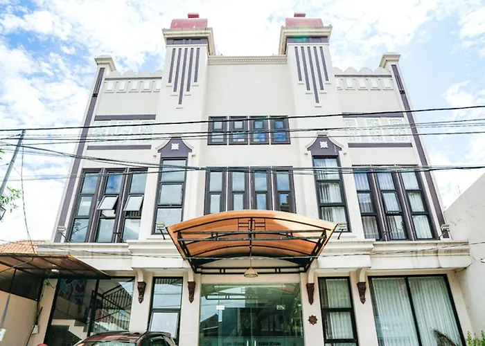 Audah Syariah Residence RedPartner Surabaya